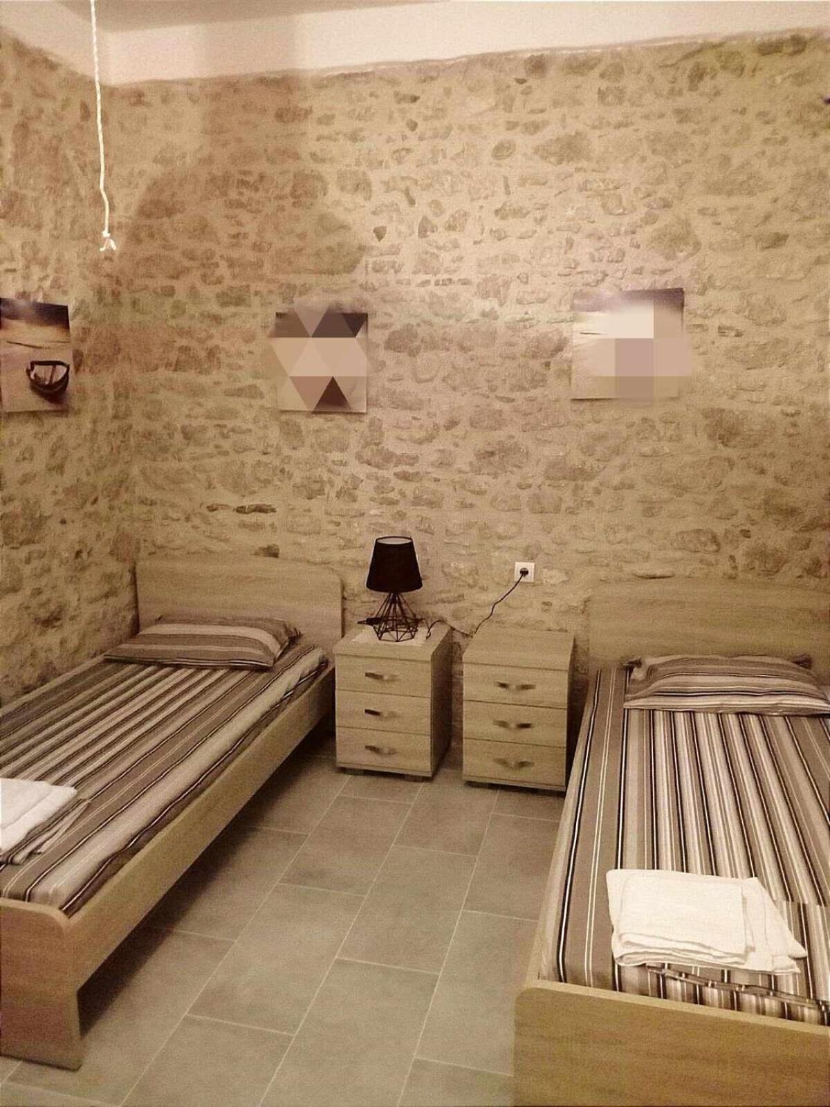 Spiros Apartments Livadia  Extérieur photo